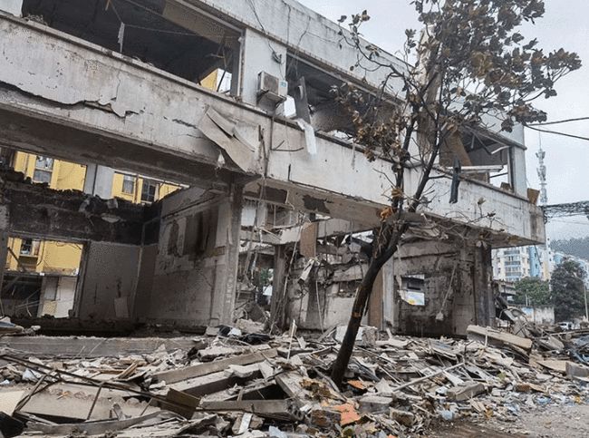 1624602835151945.jpg ff.jpg