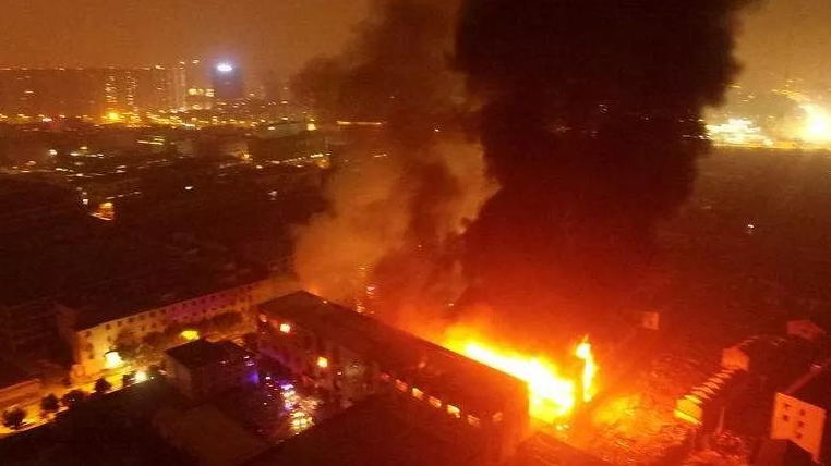 伊朗西南部一條油氣管道因天然氣泄漏發(fā)生爆炸，造成3人死亡，4人受傷